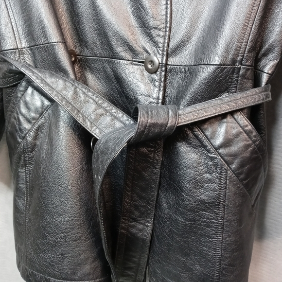 Wilsons Women's Leather double breasted, belted Ja - Picture 6 of 9